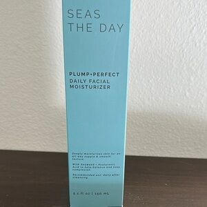 🆕Sun n Moon Blue Moisturizer 5.1 fl oz